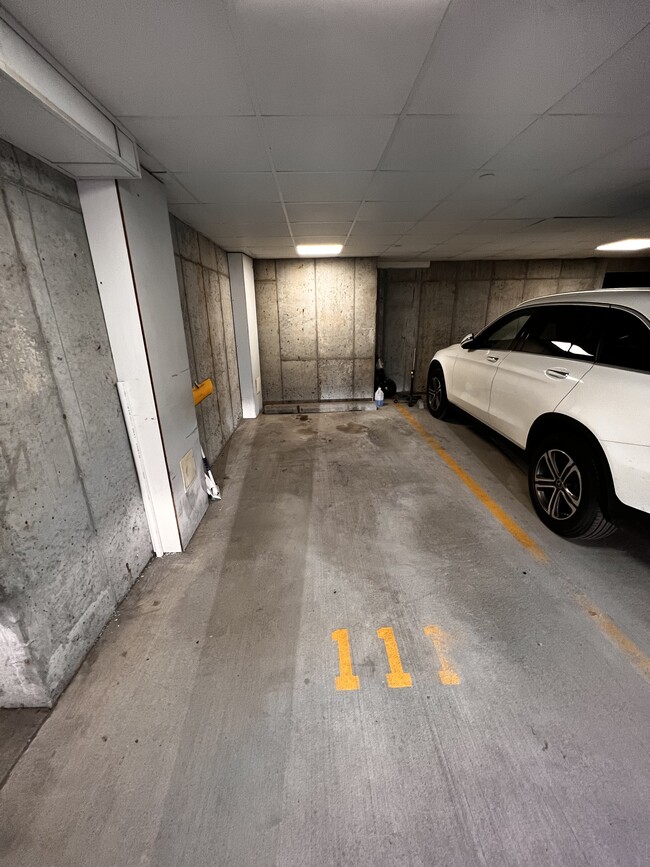 Half covered Parking - 201 Dey St