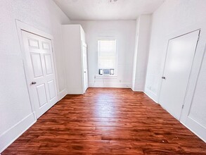 Building Photo - 3114 Avenue M 1/2