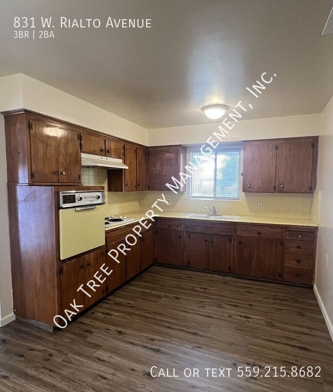 Building Photo - 831 W Rialto Ave