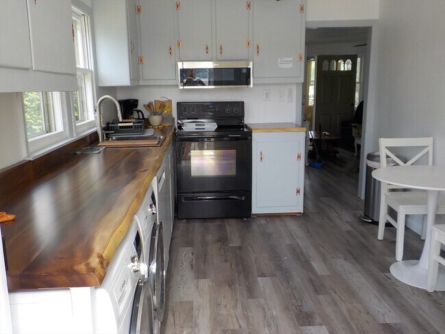 Foto del edificio - 11 Cordiali Colony Ln