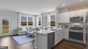 Primary Photo - 177 Mazzeo Dr
