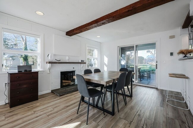 Building Photo - WINTER RENTAL: Painters Perch on Rocky Neck