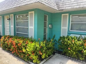 Building Photo - 208 Magnolia Ave