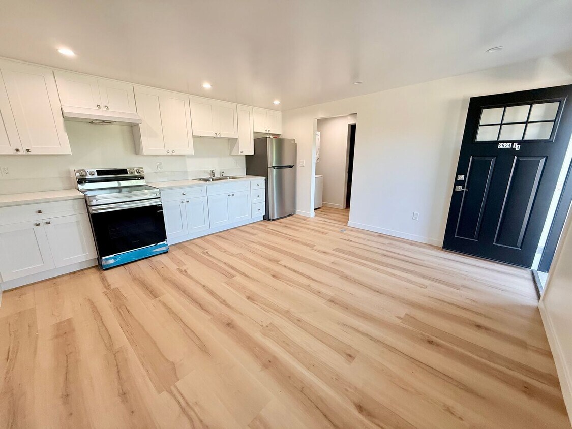 Photo - 2922 8th Ave