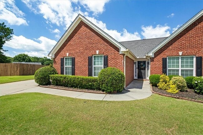 Building Photo - 2615 Snowcrest Pl