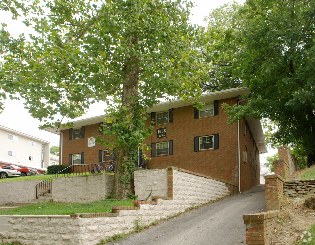 Building Photo - 1968 Iuka Ave