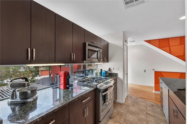 Foto del edificio - 2006 Yaupon Ave