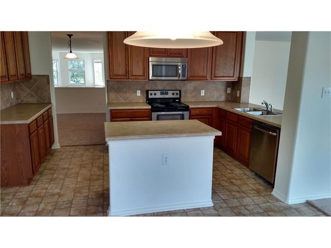 Building Photo - 11309 Chatam Berry Ln