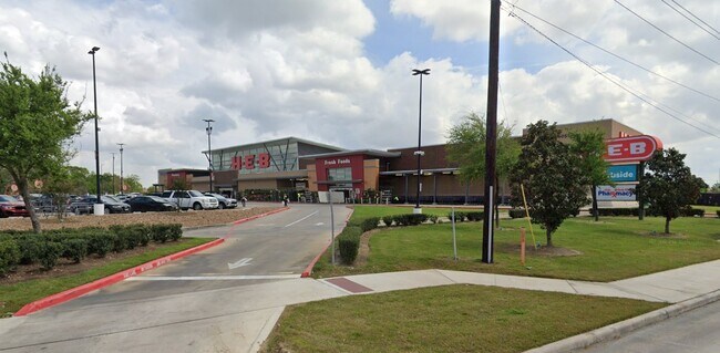 Foto del edificio - 124 Carson Ct