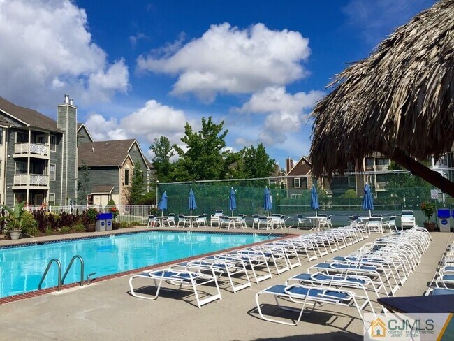 Foto del edificio - 101 Longfield Ct