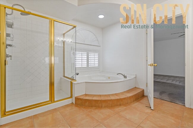 Building Photo - 497 Fiddlehead Ave