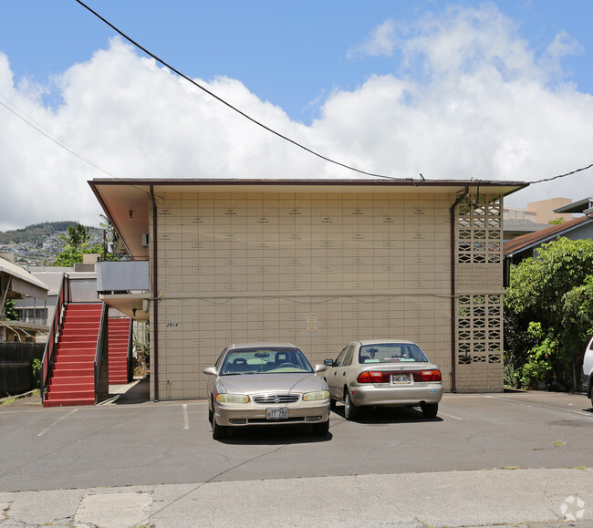 Building Photo - 2914 Kaimuki Ave