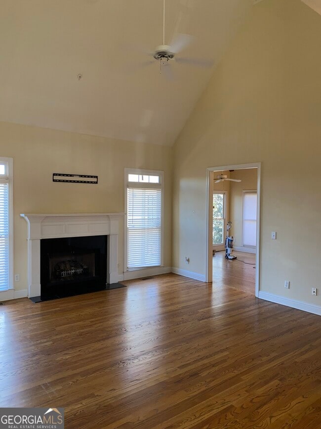 Foto del edificio - 1313 Bailey's Corner