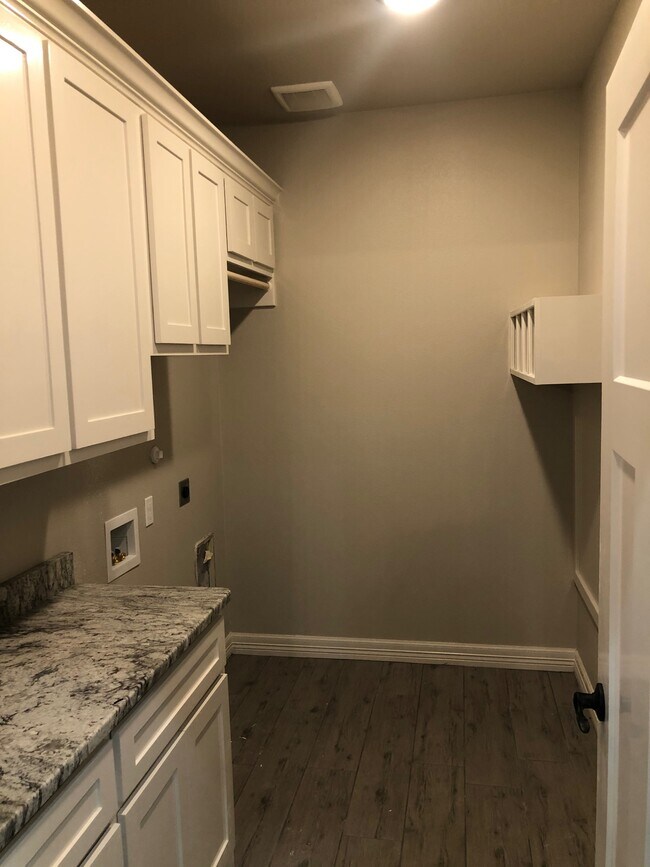 Foto del edificio - 11505 S Crk Dr