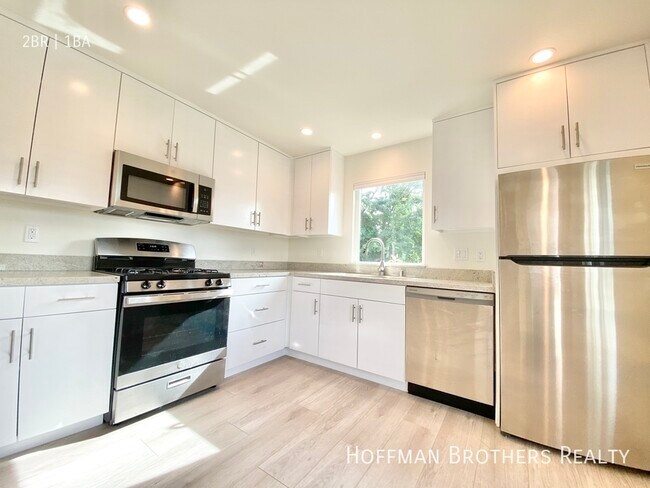 Foto del edificio - 3245 Drew St