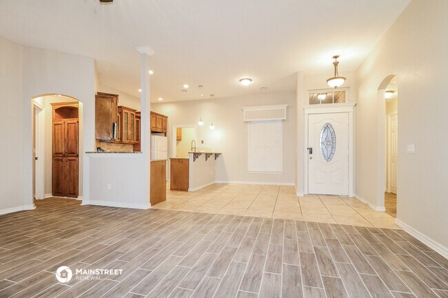 Building Photo - 7021 Cherokee Landing