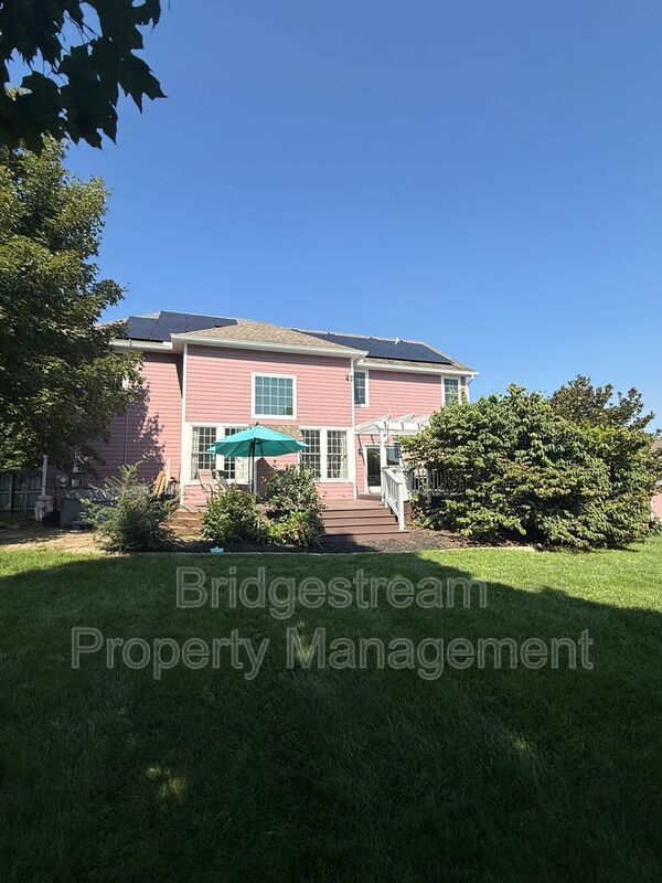 Foto del edificio - 7425 Pelbrook Farm Dr