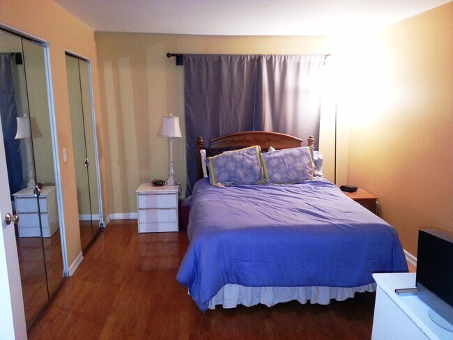 Foto del edificio - 9365 Brockton Ln