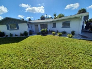 Building Photo - 380 Tanager Rd
