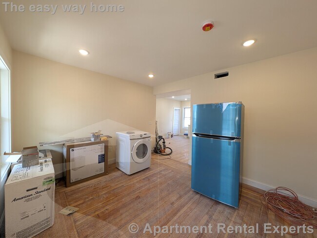 Foto del edificio - 5-7 Lowell Cir Unit #2