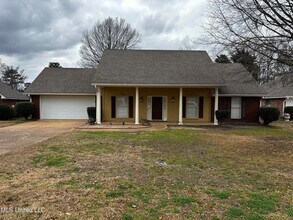 Building Photo - 538 Brighton Cir