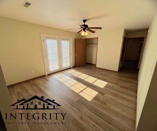Foto del edificio - 22660 Hanley Ln