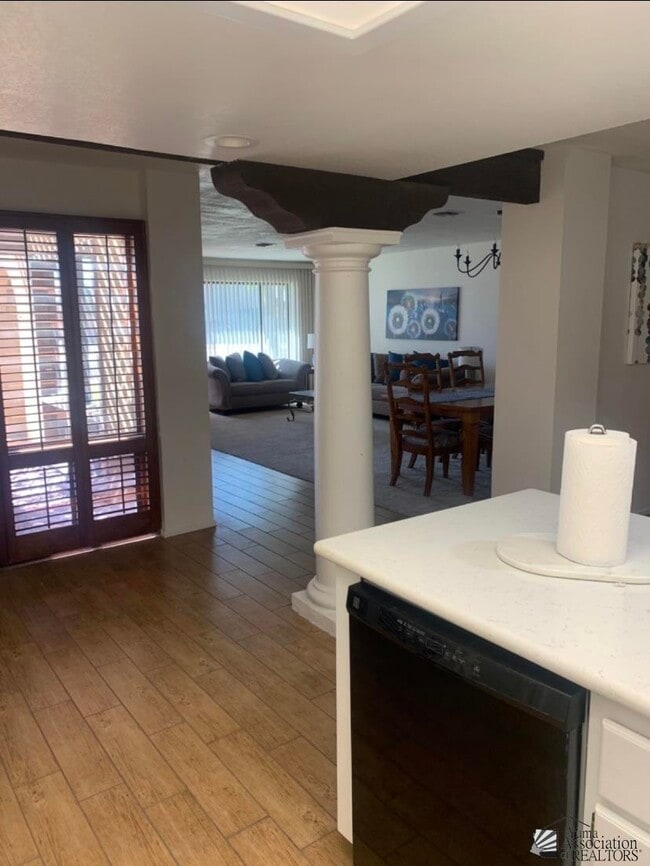 Foto del edificio - 3533 S Cholla Dr