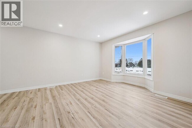 Photo du bâtiment - 1238 Ottawa Street S