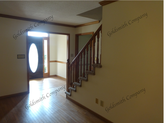 Building Photo - 404 Glen Laurel Dr