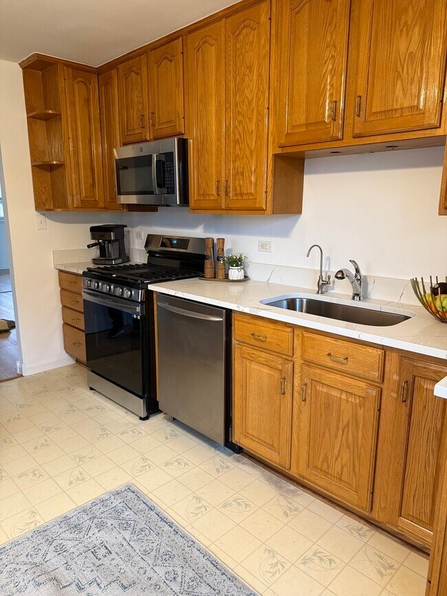 Foto del edificio - 7847 W Gunnison St