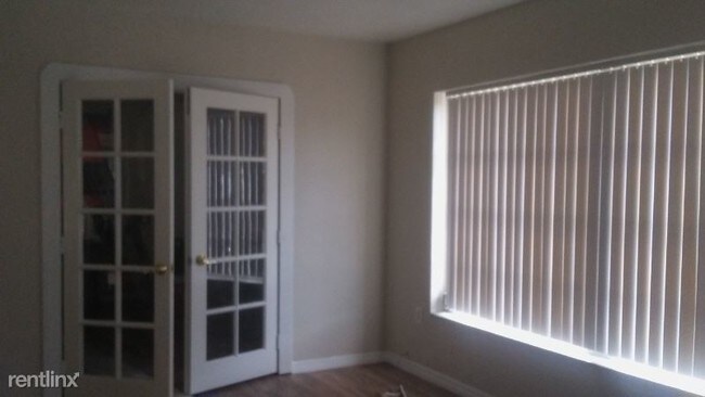 Foto del edificio - 3 br, 1 bath House - 9296 Starkey Road