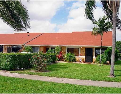 Foto principal - 5731 N Park Rd
