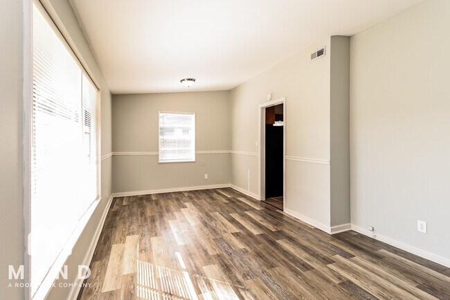 Foto del edificio - 1812 Stone Rd