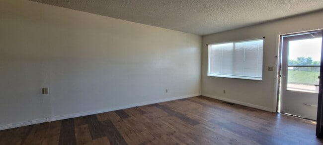 Building Photo - 1530 N 15th St