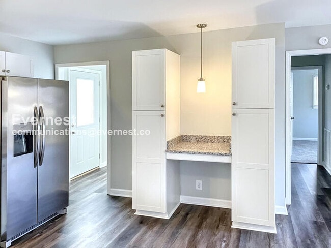 Foto del edificio - 1003 Oleander Dr