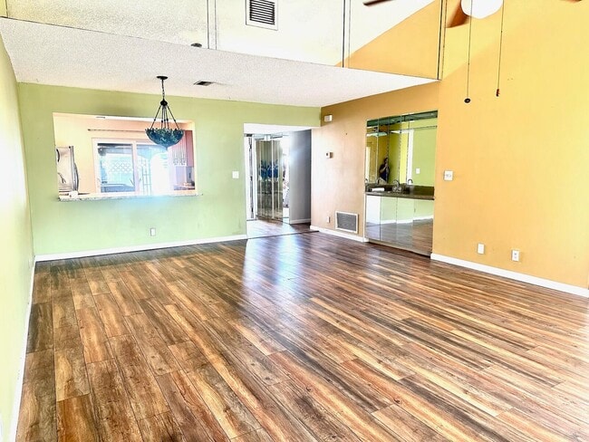 Building Photo - 6984 NW 29th Ln