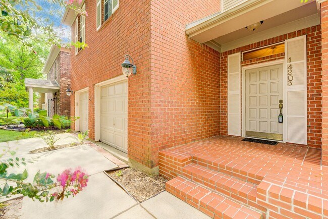 Foto del edificio - 4 beds luxury and comfort house in Energy ...