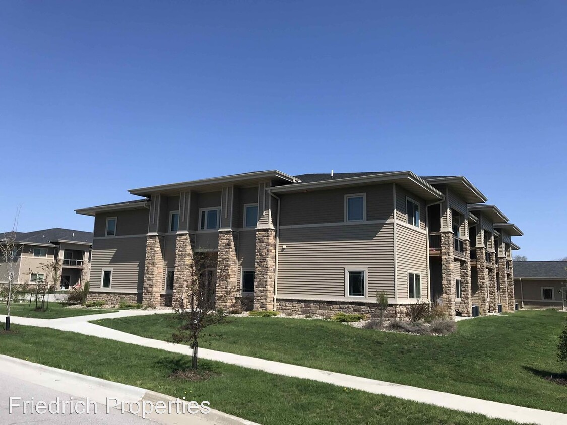 Foto principal - 2724 Bobcat Dr