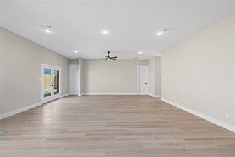 Building Photo - 2607 Liguria Ln
