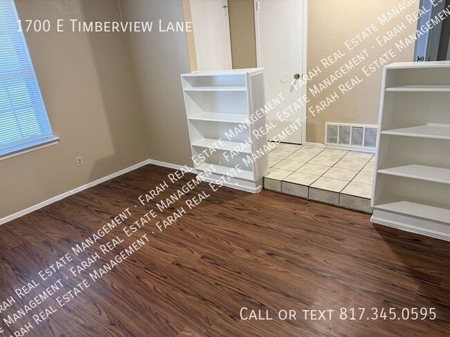Building Photo - 1700 E Timberview Ln