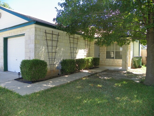 Building Photo - 509.511 Texas Ave