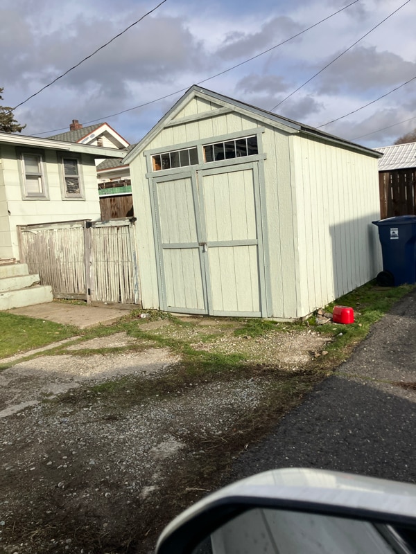 Building Photo - 308 E Gordon Ave