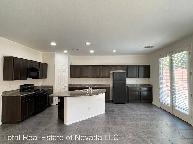 Building Photo - 4 br, 2.5 bath House - 5560 Spiceberry DR