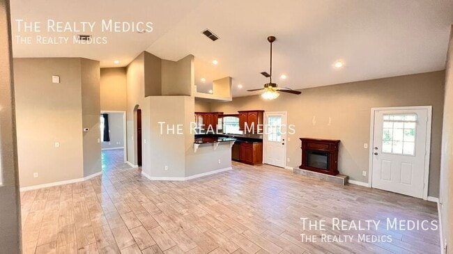 Foto del edificio - 3297 Tallwood Dr