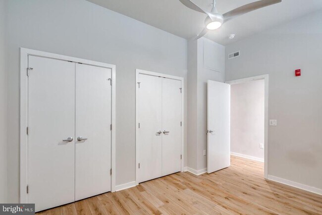 Foto del edificio - 412 S 13th St