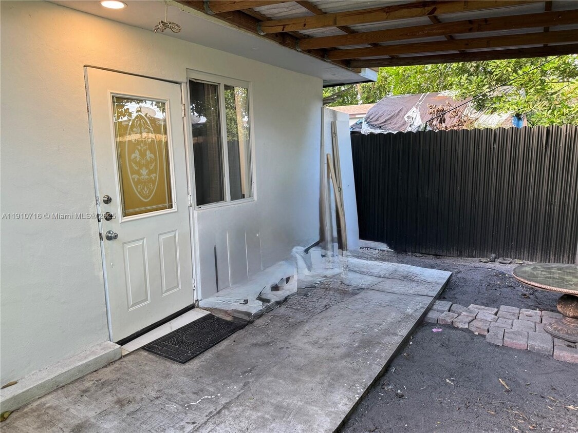 Foto principal - 7511 Farragut St