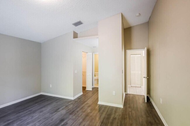 Foto del edificio - 5550 NW 49th Ave