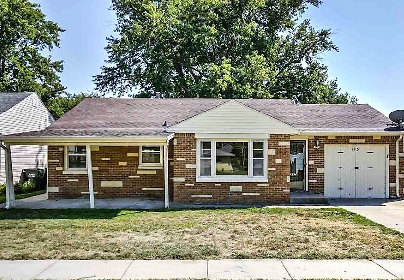 115 E Whittingham St, Valley, NE 68064 House Rental in Valley, NE