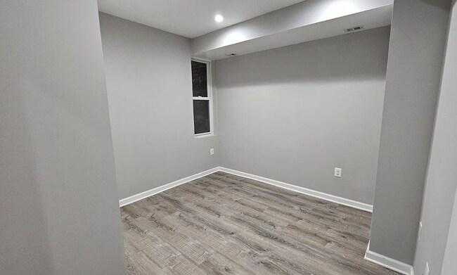 Foto del edificio - 111 Rhode Island Ave NW