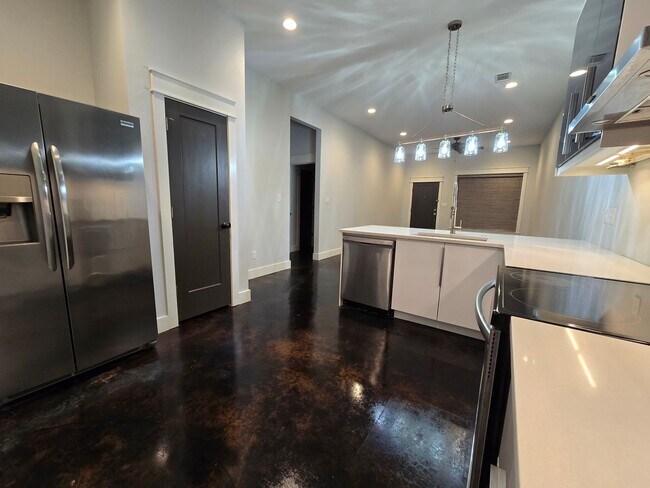 Foto del edificio - 305 S Pine St